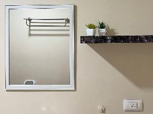 S Urban Dreamscape Apartment in Iloilo City