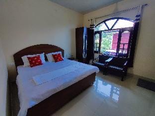 Aditya Homestay, Lavendar Room Vacation rental in Punjab, India