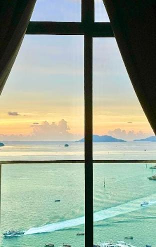 The Shore by Era Suites @ Seaview Apartment in Kota Kinabalu