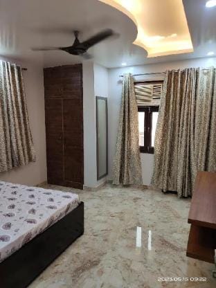 peaceful Homestay Apartment in Delhi