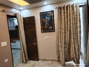 peaceful Homestay Apartment in Delhi