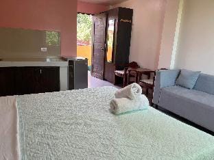 Ocean Breeze Suite near the beach(2) Apartment in La Union