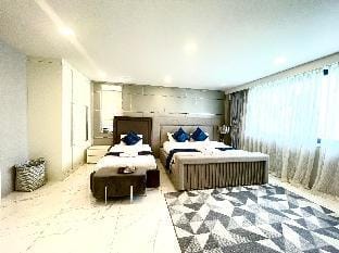 YZ 162/265 芭提雅中心棕榈泉独栋别墅 Palm Spring Villas Pattaya Villa in Pattaya City
