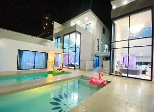 Yizen162/283芭提雅泳池双拼别墅 Palm Spring Villas Pattaya Villa in Pattaya City