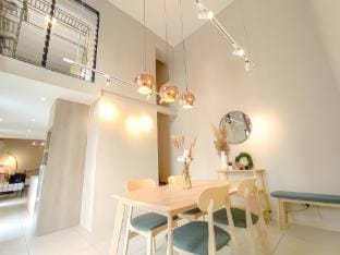 Empire City PJ Signature Suites by Manhattan Group Apartment in Petaling Jaya