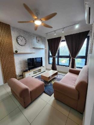 5 mins to IKEA Mytown Velocity Cozy Mvertica Hanan Vacation rental in Federal Territory of Kuala Lumpur