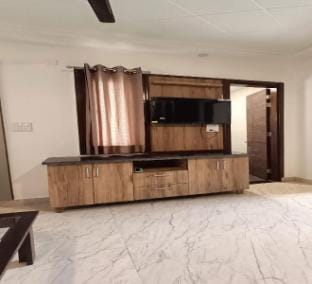 Glory Homes 85 - 2 BHK Apartment for Homestay Apartment in Rishikesh