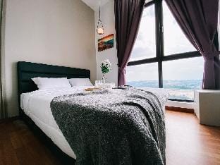 Family-Friendly 3Bedrooms Condo at IOI Resort City Apartment in Putrajaya