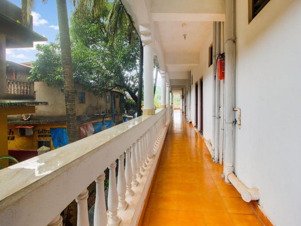 Collection O Maizons Lakeview Resort Hotel in Baga
