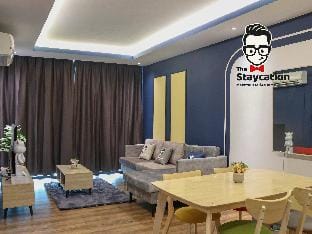 Staycation Homestay 28 Viva Jazz 4 near Tabuan Apartment in Kuching