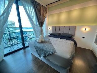 Almas Suites Puteri Harbour 20@Legoland @ JB Apartment in Johor