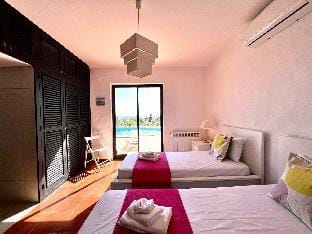 PORTIMÃO BELLEVUE VILLA WITH POOL by HOMING Apartment in Portimao