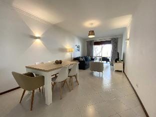 VILAMOURA GARDEN VIEW 2 WITH POOL by HOMING Apartment in Quarteira