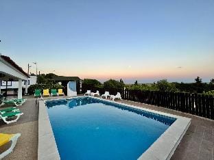 TAVIRA VILA FORMOSA 4 WITH POOL by HOMING Apartment in Faro District
