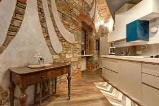 Terme 17 in Firenze with 1 bedrooms and 1 bathrooms Apartment in Florence