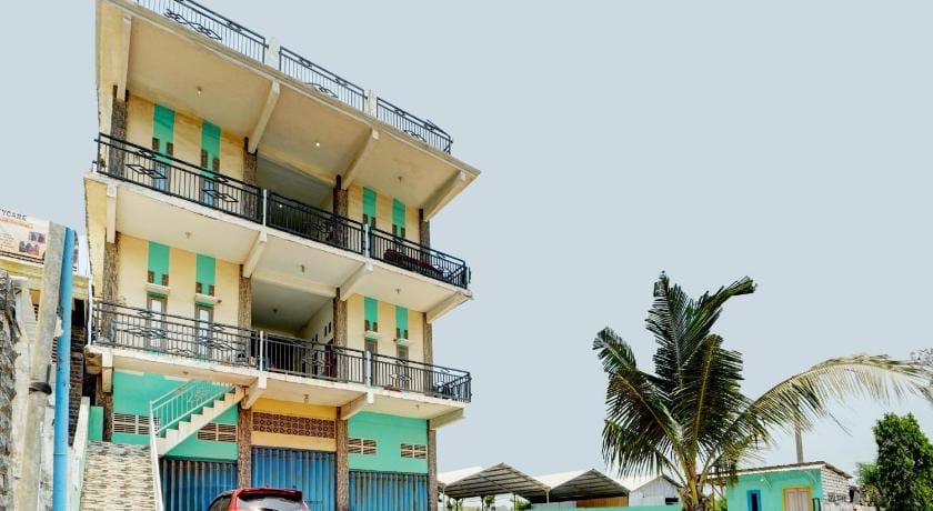 OYO Life 93075 Nova Jaya 2 Homestay Syariah Hotel in East Java