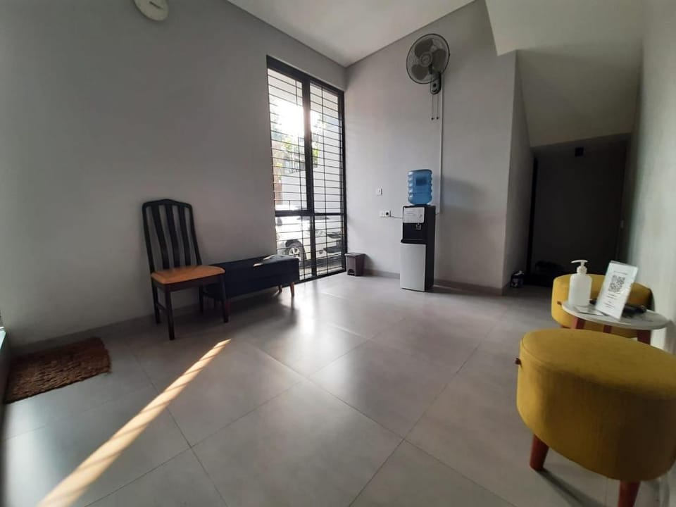 OYO Life 92770 Cozy Puri 22 Hotel in Jakarta