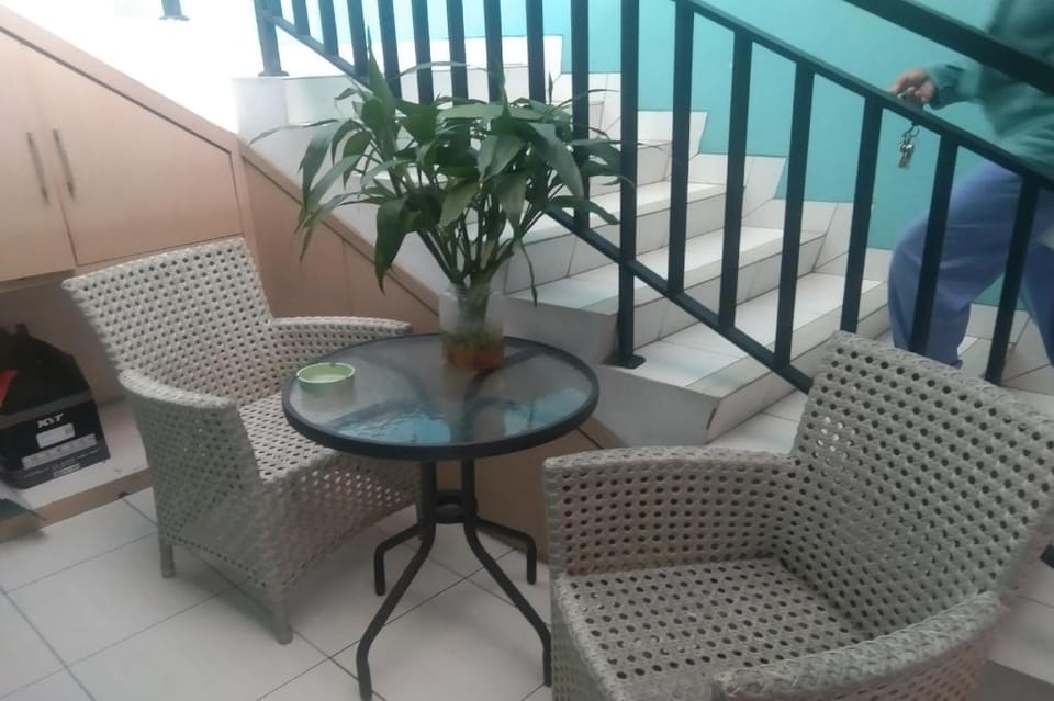 OYO 93092 Griya Kuningan Near ITC Kuningan Hotel in South Jakarta City