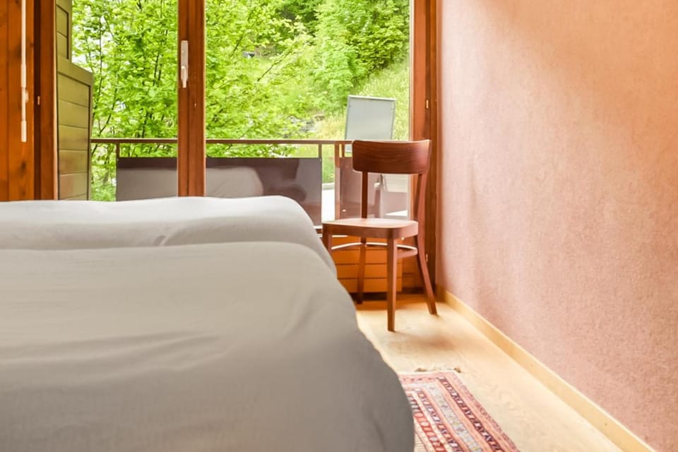 Guesthouse Hotel Between Hotel in Canton of Vaud