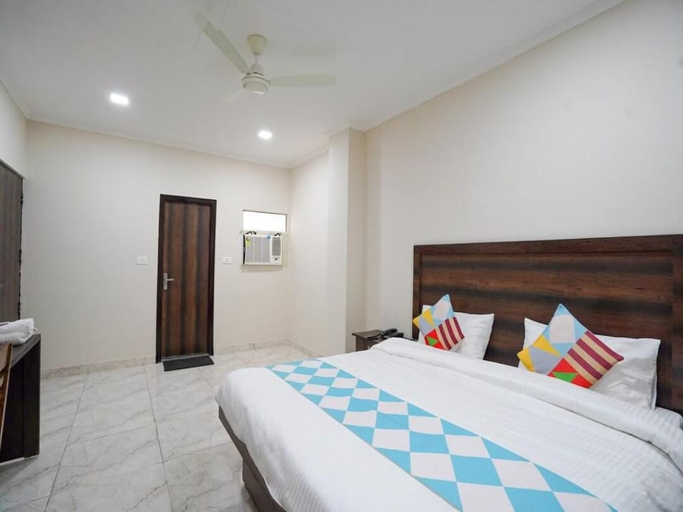 Hotel Midtown Hotel in Haryana