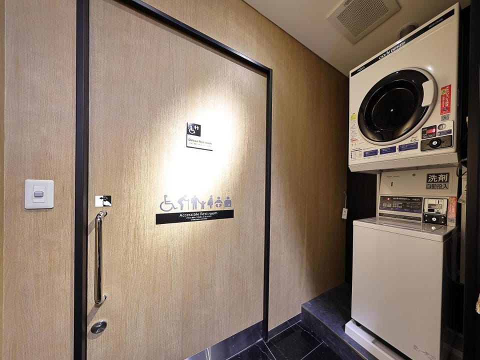APA Hotel Kayabacho Hachobori Ekimae Hotel in Chiba Prefecture