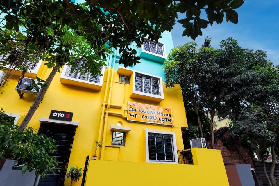 Super DA Guest Home Hotel in Kolkata