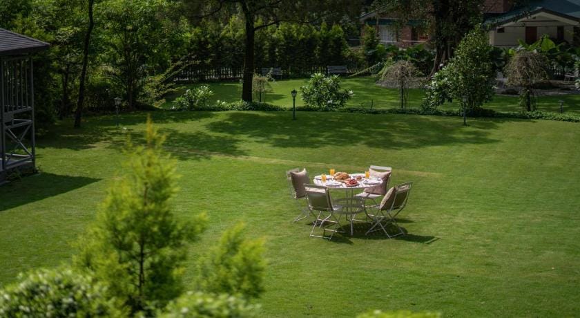 LohonoStays Ivy Cottage Villa in Uttarakhand
