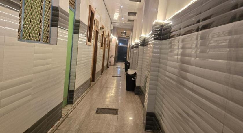 Annu bhai sewa sadan Hotel in Uttar Pradesh