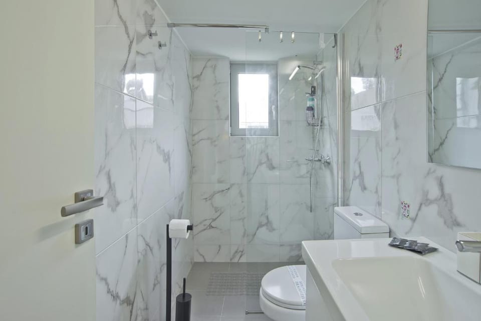Athina 2BR Apt, Fully Equipped, Kitchen, AC, WiFi Apartment in Chalandri