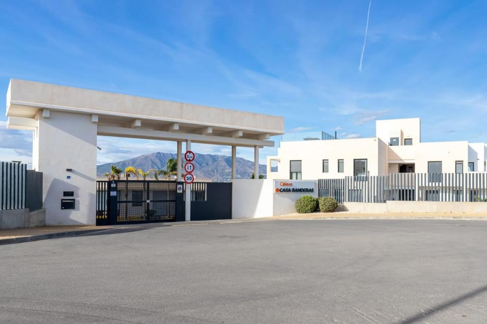 Casa Banderas pool & gym by Costarentals - Ref 237 Apartment in Costa del Sol