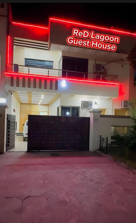 Red Lagoon Guest House Hotel in Islamabad