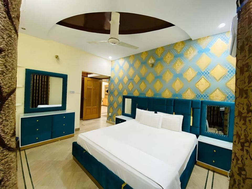 Red Lagoon Guest House Hotel in Islamabad
