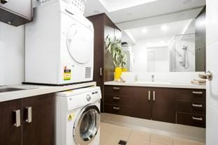 Luxe Beachside Apartment - Heated Pool - SeaViews Vacation rental in Sunrise Beach