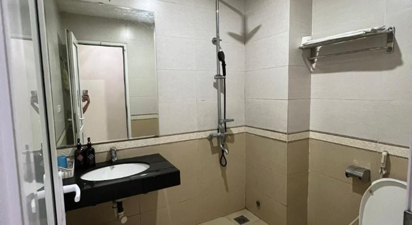 Tuấn Anh Hostel HN - by BAY LUXURY Apartment in Hanoi