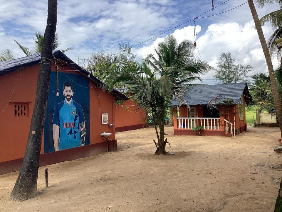 Coconut tree cottages Gokarna Hotel in Karnataka