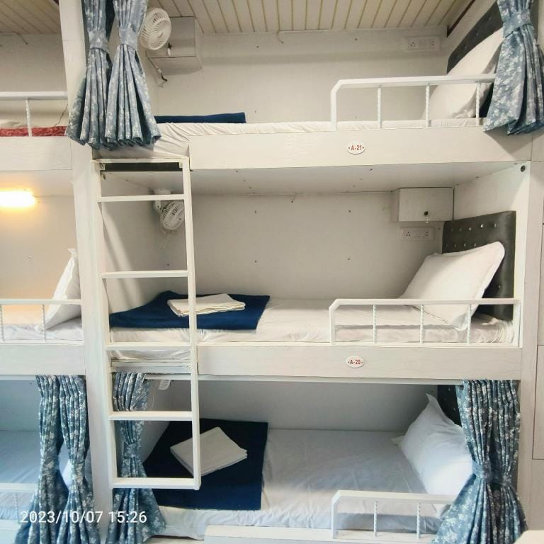 Marol Metro Dormitory Hotel in Mumbai