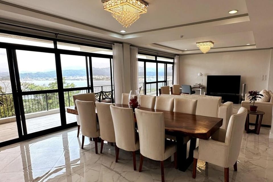 Majestic View of Subic Bay Apartment in Subic