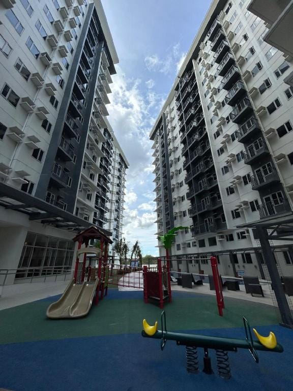 JustRelax Staycation at Vine Residences Apartment in Quezon City