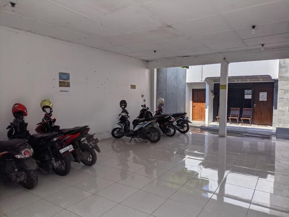 Kingkost Mayong Syariah Hotel in Indonesia