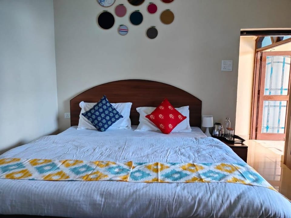 Aditya Homestay, Sunflower room Vacation rental in Punjab, India