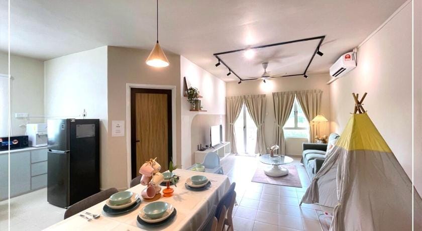 Desaru Homestay Southern Tiara Desaru Seaview Hotel in Johor