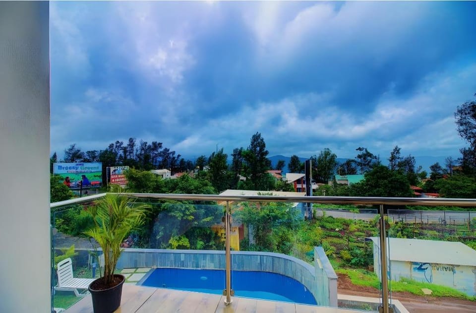 Ocean Crest Luxury Villa Mahabaleshwar Hotel in Maharashtra