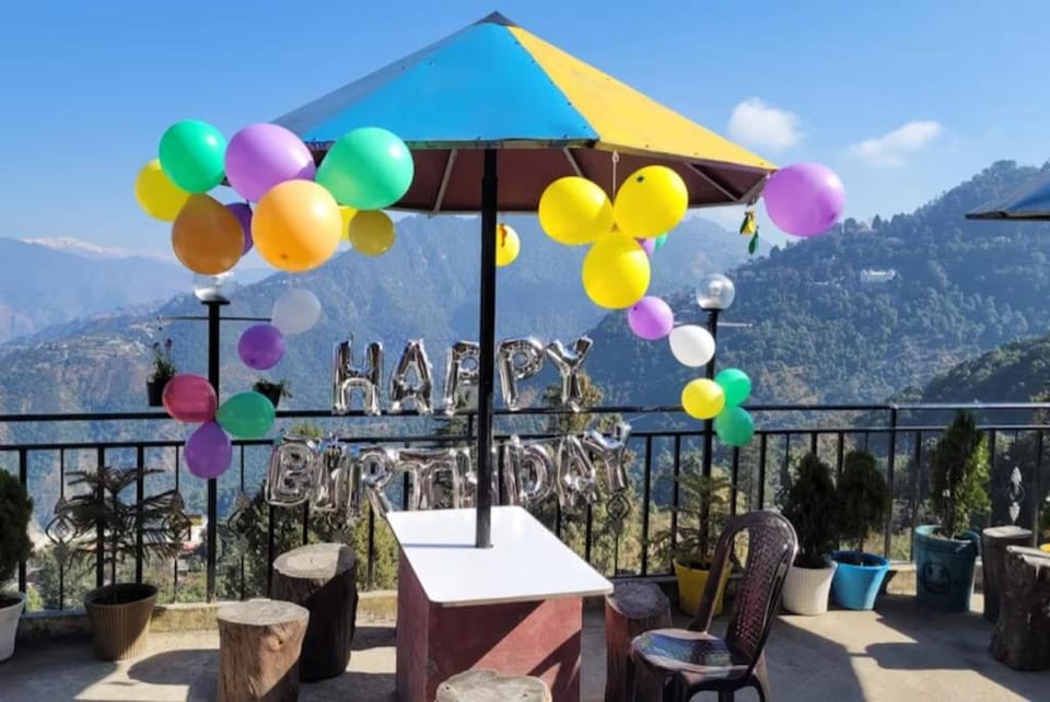 Goroomgo Kaafal Homestay Mussoorie Vacation rental in Uttarakhand