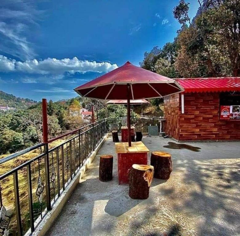 Goroomgo Kaafal Homestay Mussoorie Vacation rental in Uttarakhand