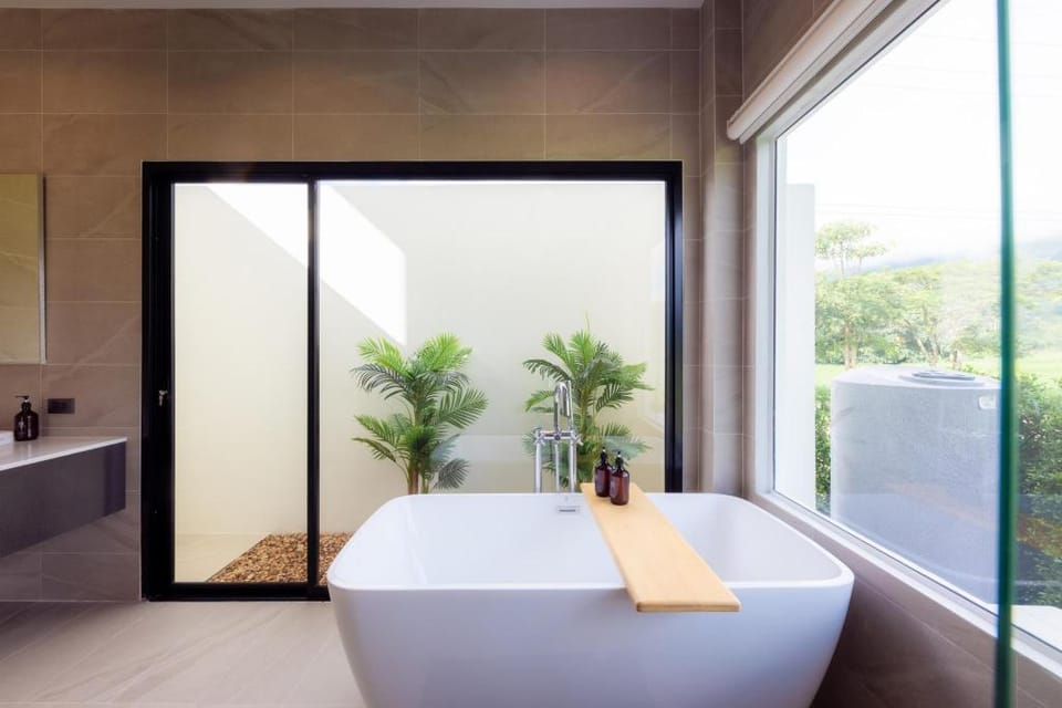 Vann House Chiang Rai- near MaeFahLuang University Villa in Thailand