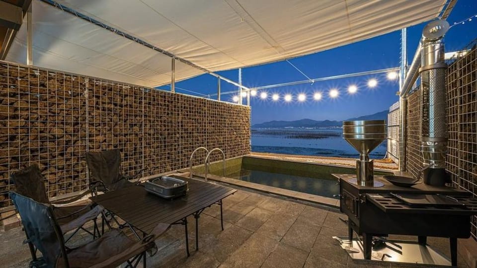 Sacheon Azure Pool Villa Bed and Breakfast in South Korea