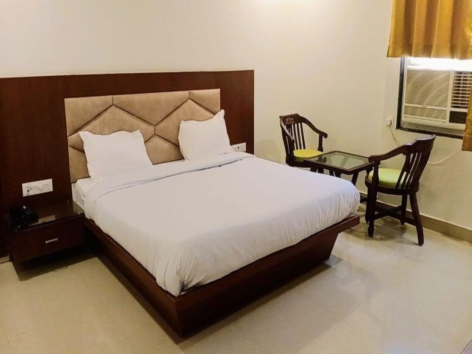 Hotel Sakshi Inn Rooms and Restaurant Hotel in Uttar Pradesh