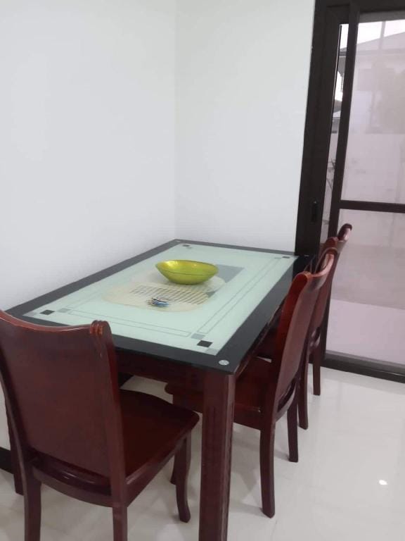 3 Bed Room @ Executive Village Pallas Athena Vacation rental in Bacoor
