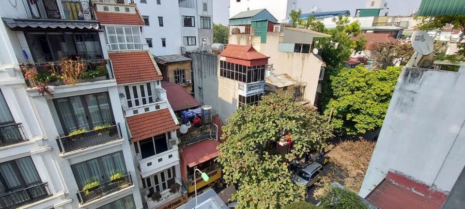 Best deal 1BR Studio w/balcony @Old Quarter Apartment in Hanoi