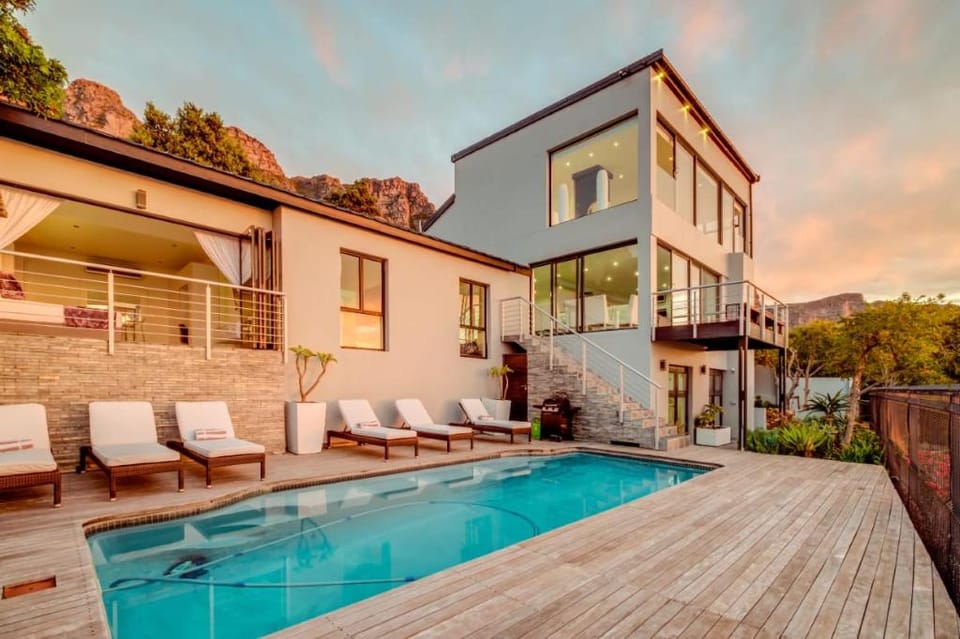 Camps Bay Holiday Villa with Sunset Views  Sunset Views Apartment in Cape Town